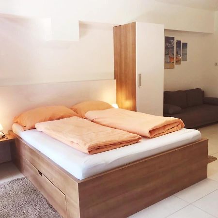 Tisza Gyöngye Apartmanház Apartamento Szeged Exterior foto