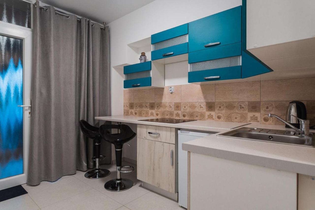 Tisza Gyöngye Apartmanház Apartamento Szeged Exterior foto